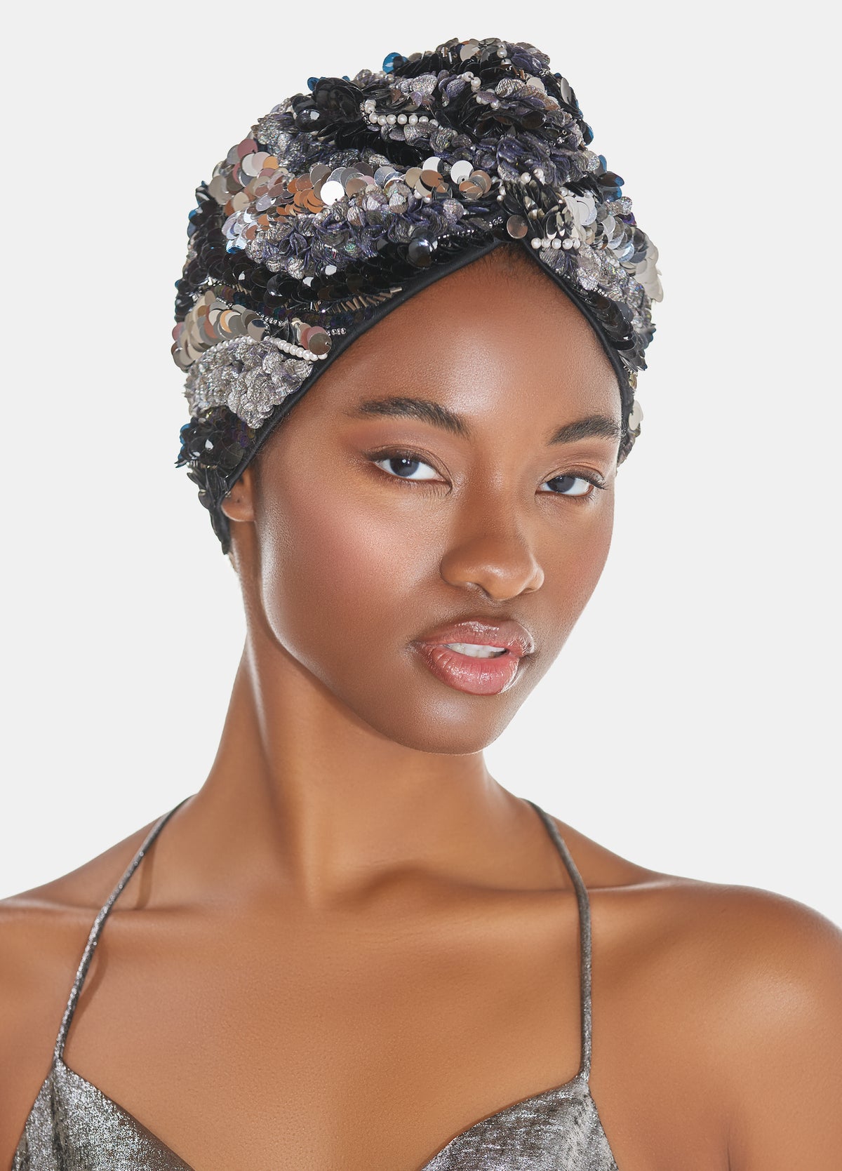 MARIBEL TURBAN in Black – MARYJANE CLAVEROL